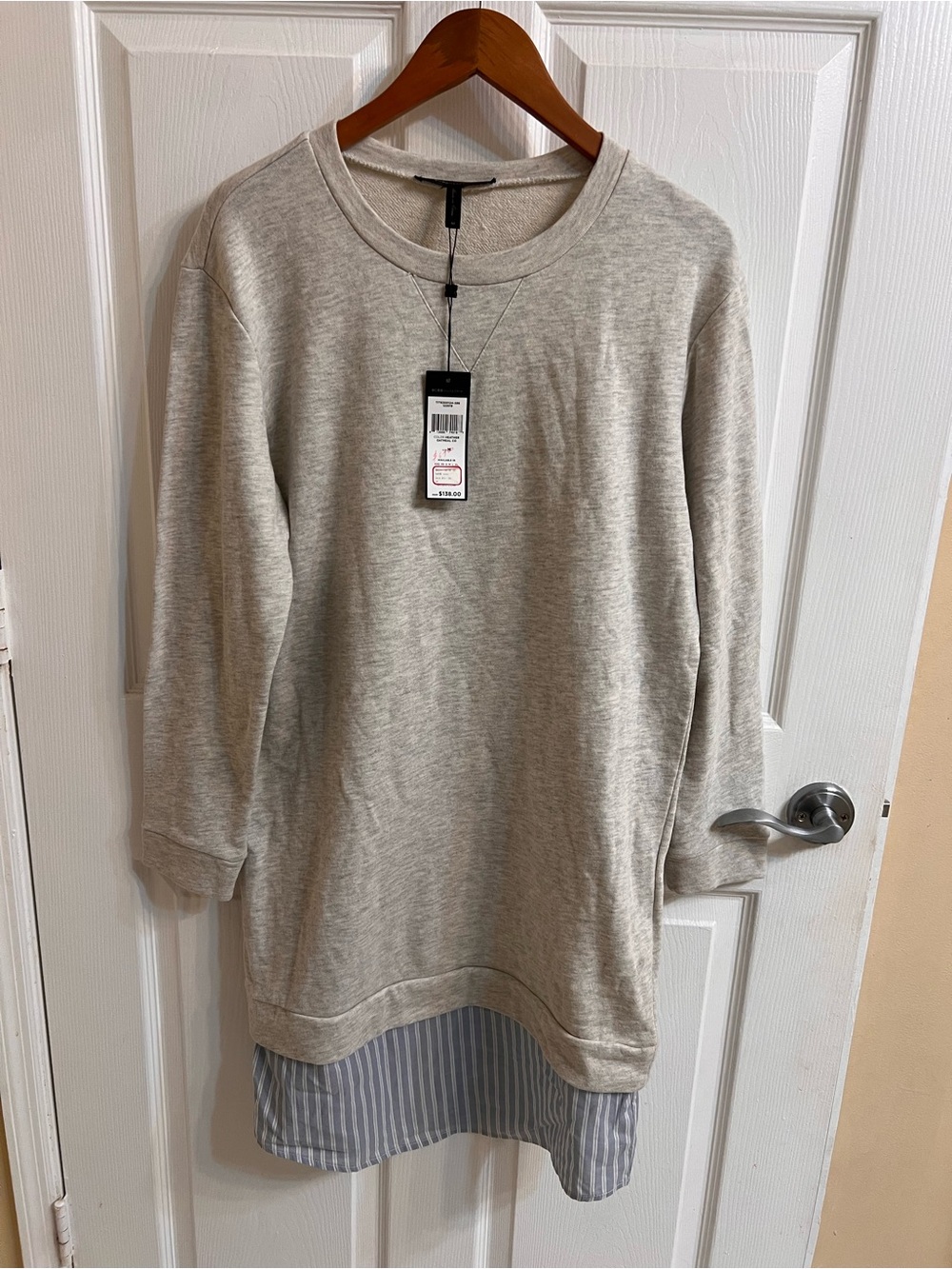 NWT BCBG Maxazria sweater Sz M , Oversized Crew Neck, Shirt Hem